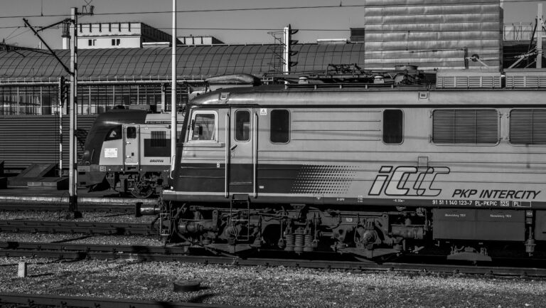 Absurd z kaucją w WARS-ie. Pasażerowie zdziwieni.